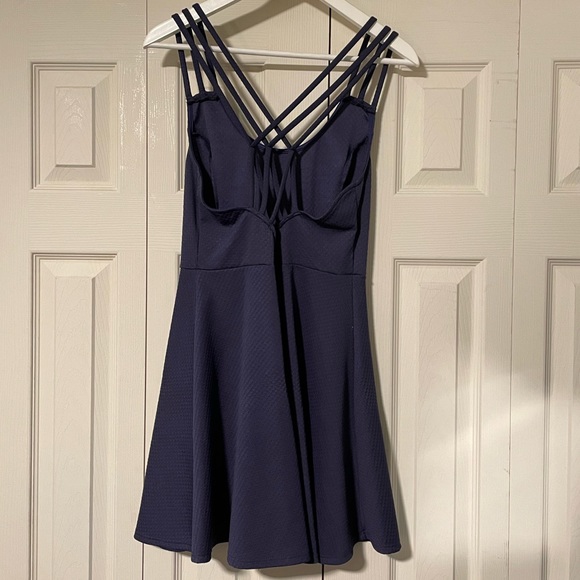 Charlotte Russe navy blue dress - Picture 6 of 8